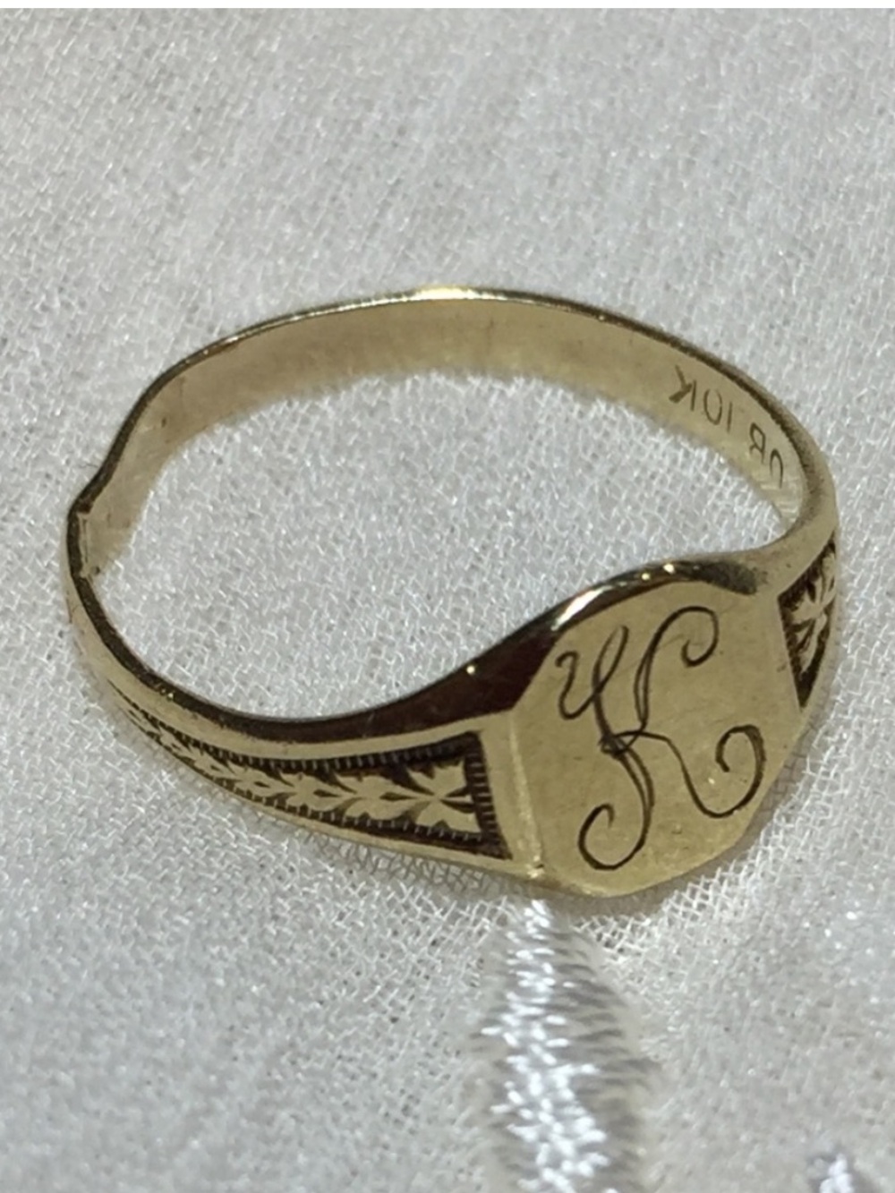 ANTIQUE OSTBY & BARTON 10K GOLD BABY RING Sz 2